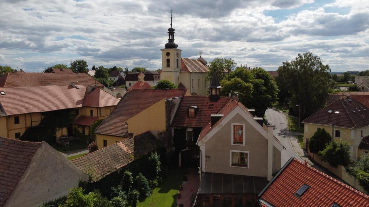 Penzion U Svateho Prokopa Stredokluky Exterior photo